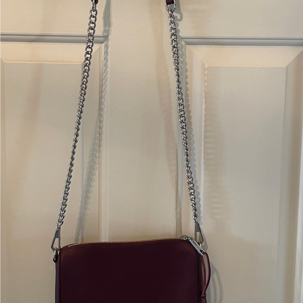 Elegant Burgundy Crossbody Bag
